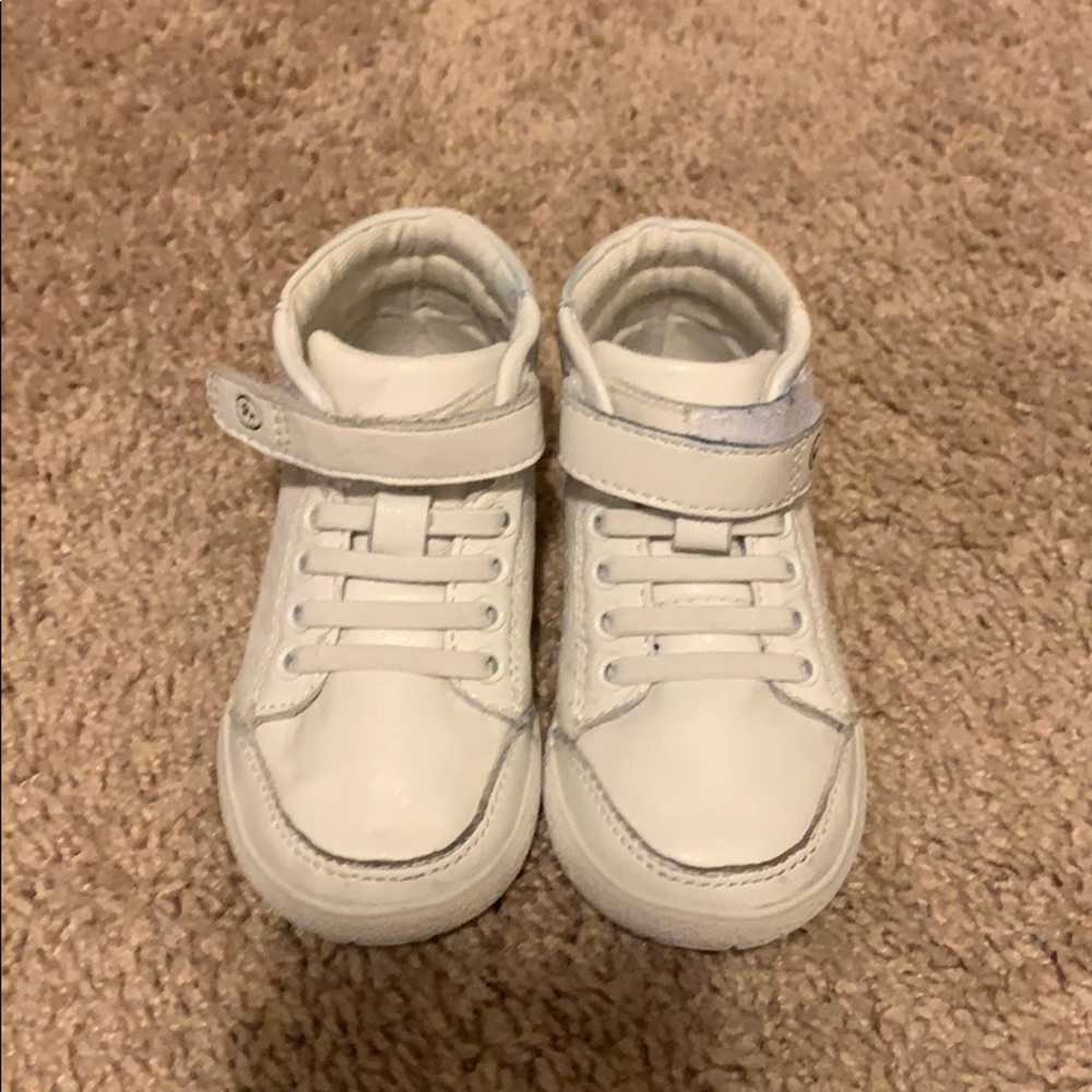 Toddler Stride rite mid sneaker